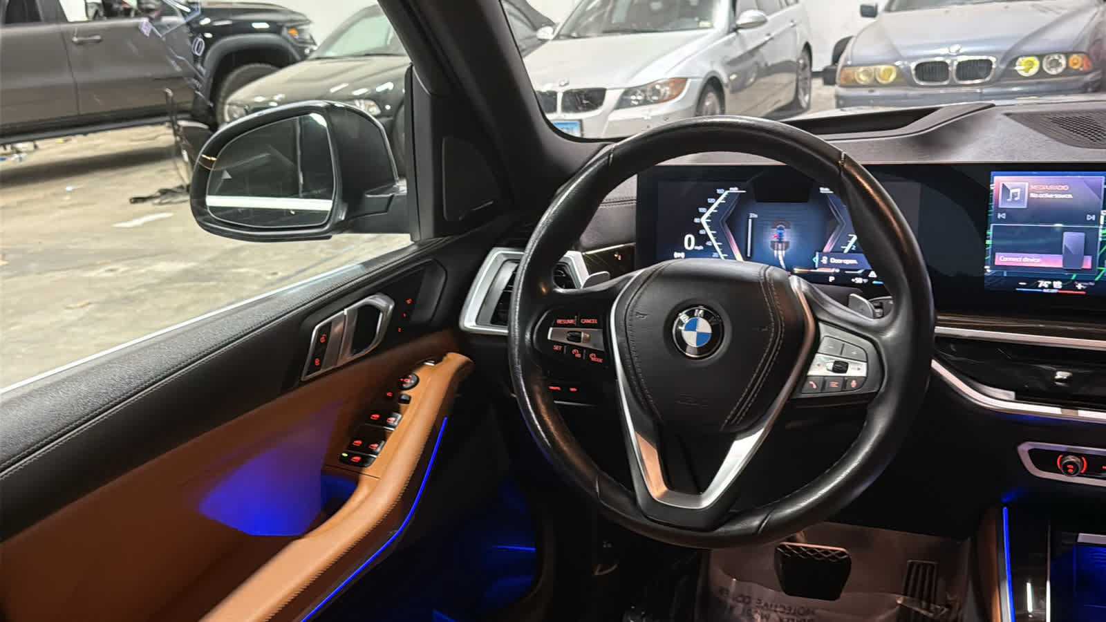 Used 2024 BMW X5 xDrive40i w/ Premium Package AWD/4WD image 22