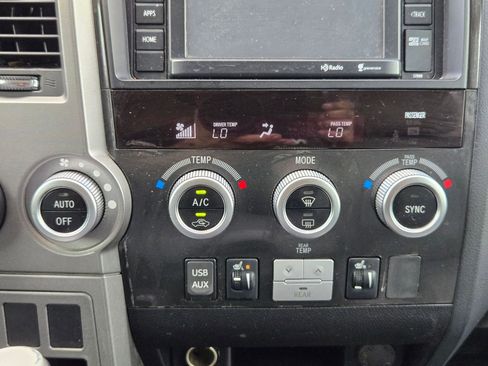 Used 2015 Toyota Sequoia Limited RWD image 19