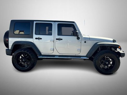 Used 2011 Jeep Wrangler Unlimited Sport image 5