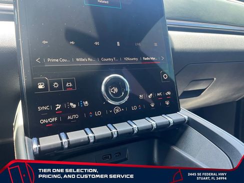Certified 2026 GMC Terrain AT4 w/ Convenience Package III AWD/4WD image 29