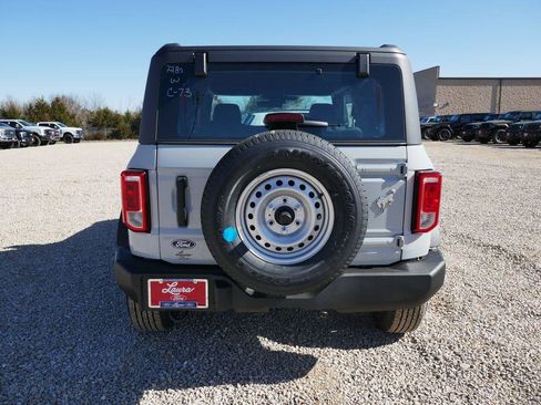 New 2026 Ford Bronco Base 2D Sport Utility image 6