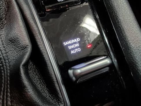 Used 2025 Jeep Compass Limited AWD/4WD image 24