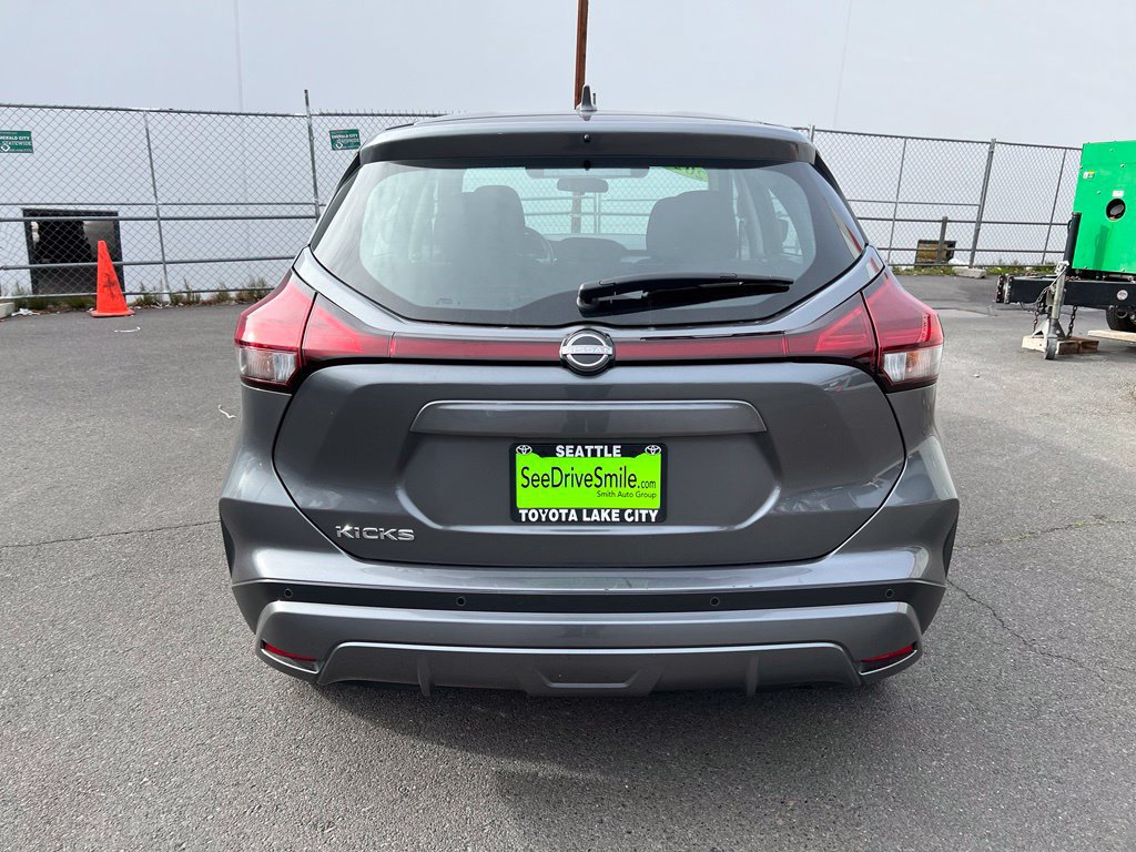 Used 2024 Nissan Kicks S FWD image 5