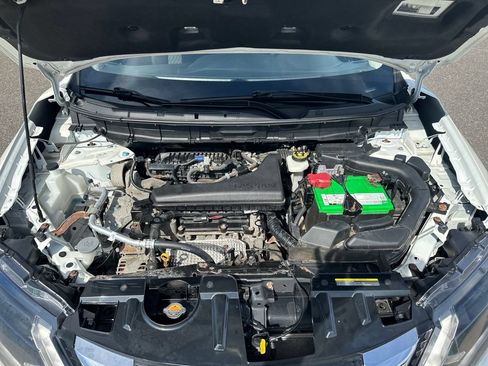 Used 2019 Nissan Rogue SV AWD/4WD image 10