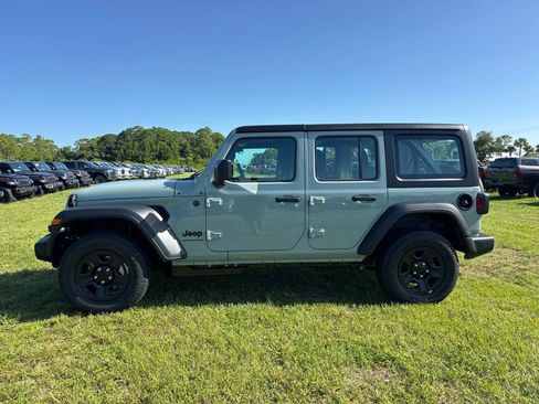 Used 2026 Jeep Wrangler Unlimited Sport AWD/4WD image 6