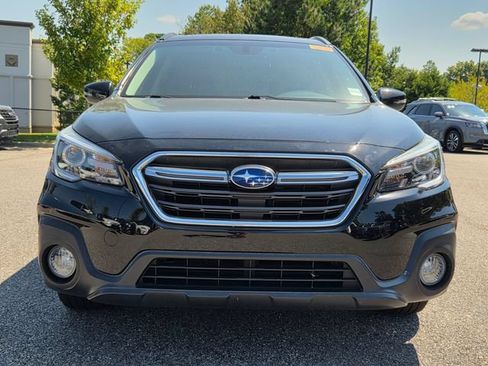 Used 2019 Subaru Outback 2.5i Touring w/ Popular Package #3A AWD/4WD image 8