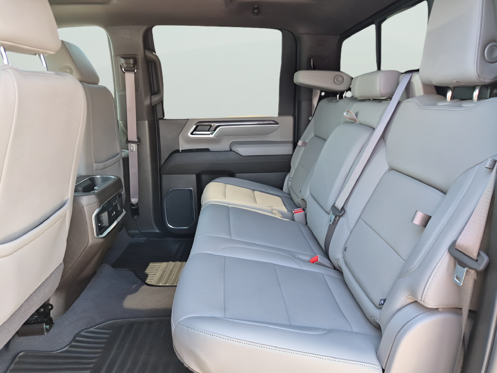 Used 2024 Chevrolet Silverado 2500 LTZ w/ LTZ Premium Texas Edition AWD/4WD image 33