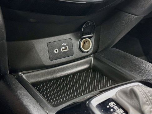 Used 2020 Nissan Rogue SV AWD/4WD image 25