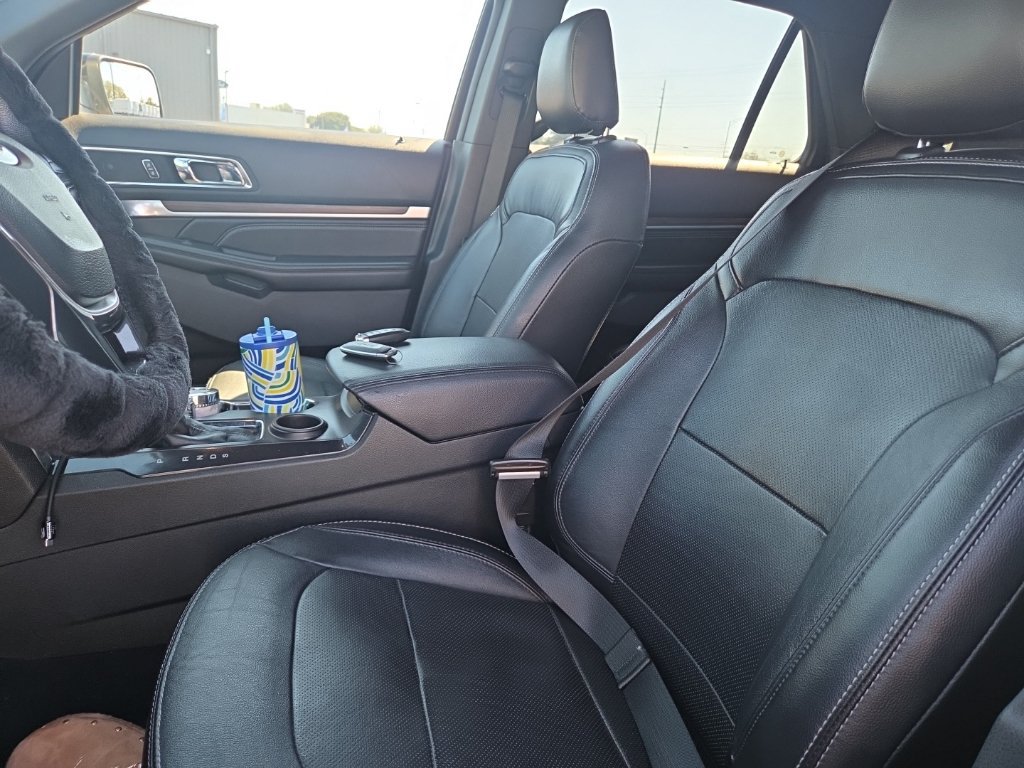 Used 2019 Ford Explorer Limited w/ Class III Trailer Tow Package FWD image 30