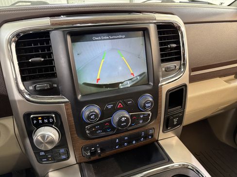 Used 2017 RAM 1500 Laramie w/ Convenience Group image 19