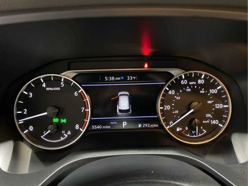 Used 2023 Nissan Rogue SV image 17