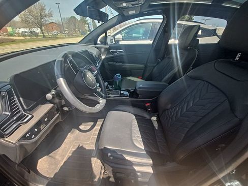 Used 2025 Kia Sportage X-Line w/ Premium Package image 7