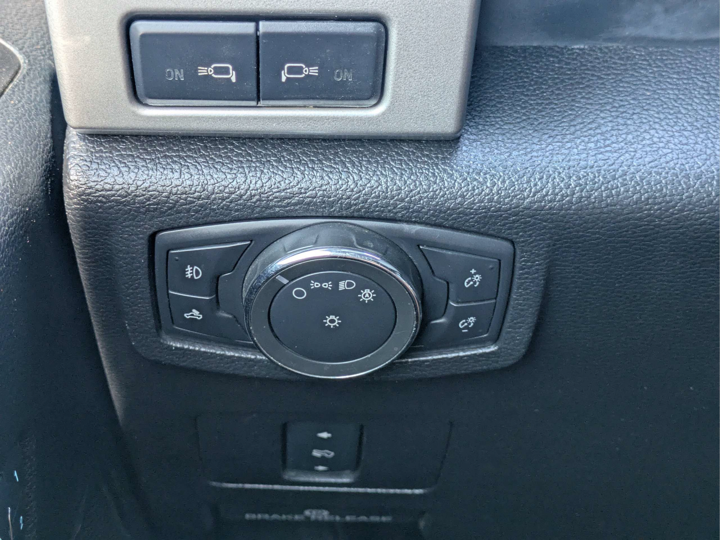Used 2017 Ford F350 Lariat w/ Tow Technology Bundle AWD/4WD image 23