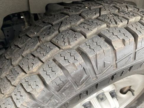 Certified 2024 GMC Savana 2500 Extended w/ Driver Convenience Package image 21