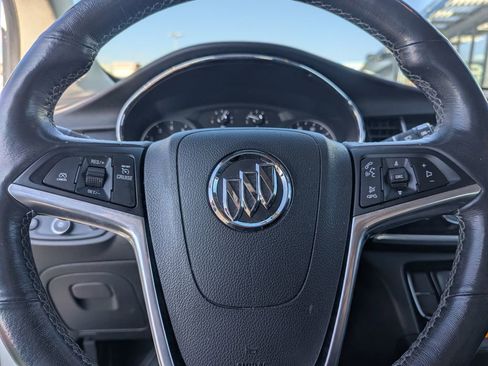 Used 2020 Buick Encore Essence image 21