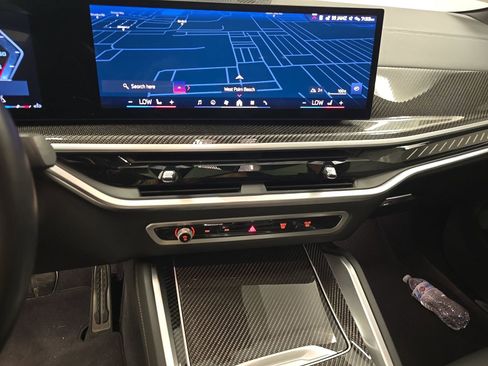 Used 2024 BMW X6 M60i AWD/4WD image 12