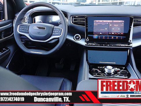 New 2025 Jeep Wagoneer Series II image 19