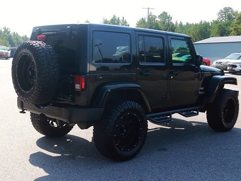 Used 2016 Jeep Wrangler Unlimited Sahara w/ Trailer Tow Group AWD/4WD image 7