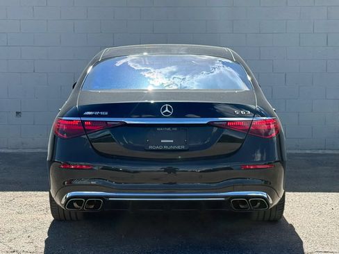 Used 2024 Mercedes-Benz S 63 AMG S w/ Carbon Fiber Exterior Package image 8