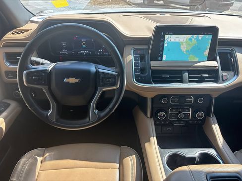 Used 2023 Chevrolet Tahoe Premier AWD/4WD image 21