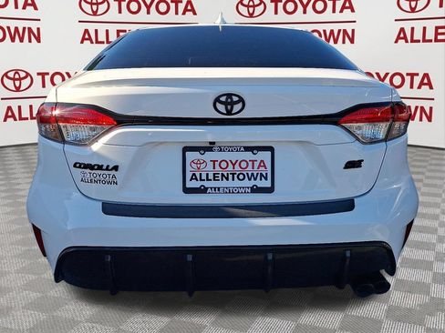 Used 2023 Toyota Corolla SE FWD image 6