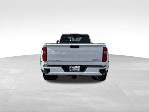 New 2026 Chevrolet Silverado 3500 High Country w/ High Country Premium Package AWD/4WD image 6
