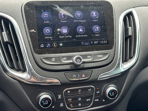 Used 2024 Chevrolet Equinox LT FWD image 30