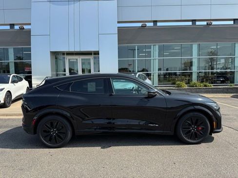 New 2025 Ford Mustang Mach-E Premium w/ Sport Appearance Package AWD/4WD image 31
