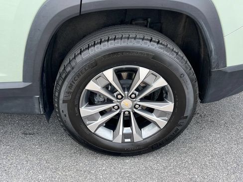 Used 2026 Chevrolet Equinox LT AWD/4WD image 14