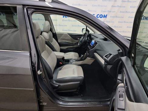 Used 2022 Subaru Forester Limited image 13