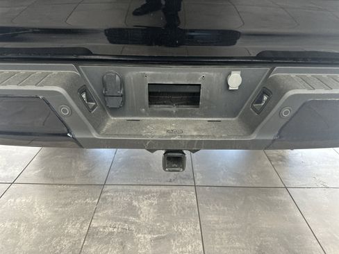 Used 2023 Ford F150 XLT w/ Equipment Group 302A High image 6