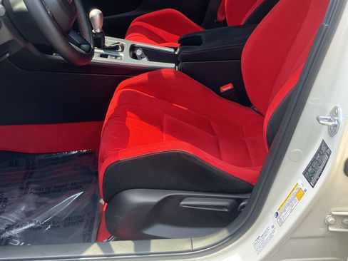 Used 2025 Honda Civic Type R image 17
