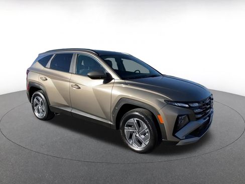 Used 2025 Hyundai Tucson Blue image 2