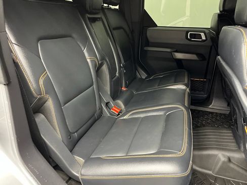 Used 2023 Ford Bronco Badlands AWD/4WD image 21