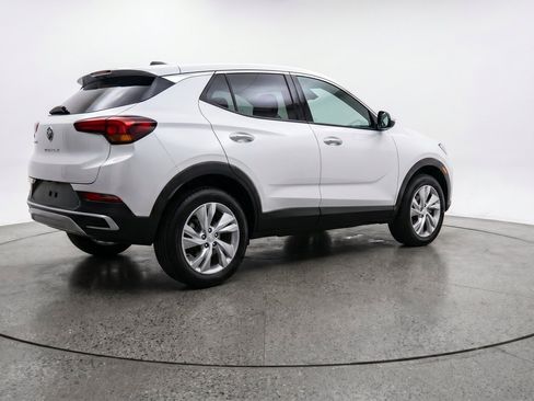 Used 2025 Buick Encore GX Preferred AWD/4WD image 9
