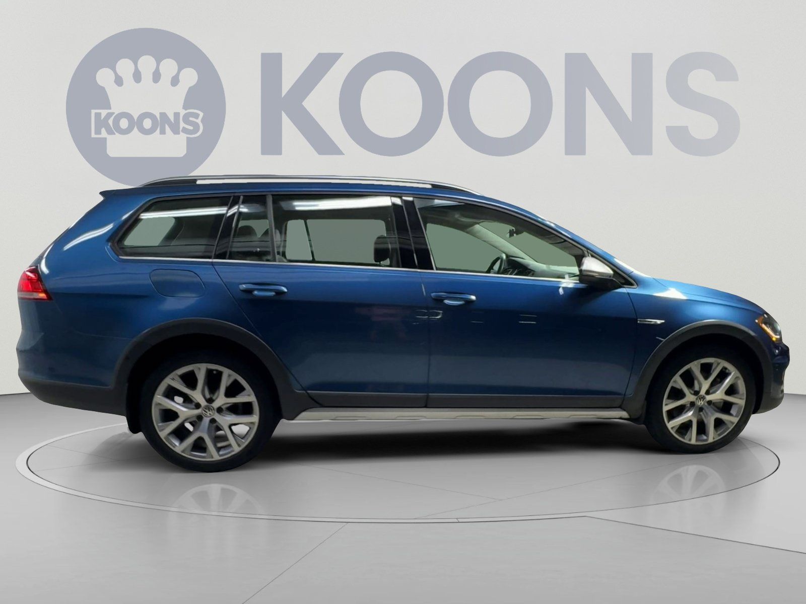 Used 2019 Volkswagen Golf Alltrack SEL AWD/4WD image 12