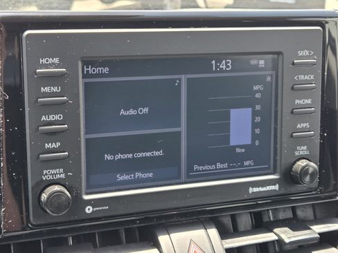Certified 2021 Toyota RAV4 LE AWD/4WD image 16