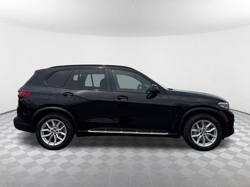 Used 2022 BMW X5 sDrive40i w/ Premium Package RWD image 3