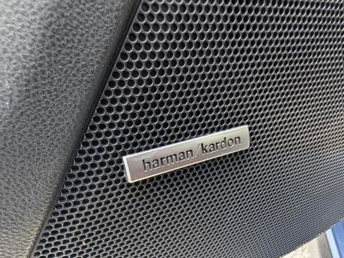 Used 2019 Subaru Crosstrek 2.0i Limited w/ Moonroof Package w/Navigation image 10