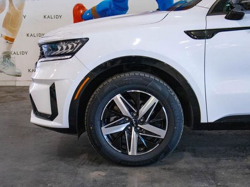 Used 2022 Kia Sorento EX FWD image 16