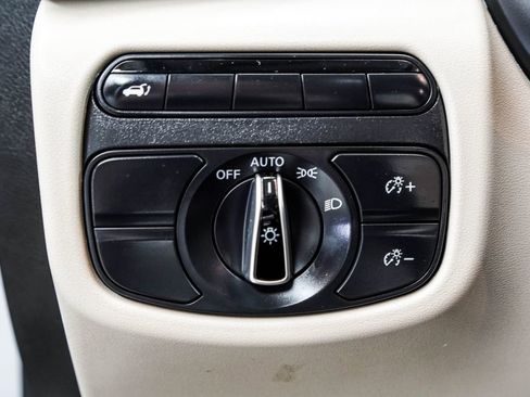 Used 2019 INFINITI QX50 Pure FWD image 38