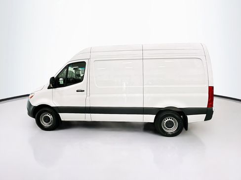 Used 2026 Mercedes-Benz Sprinter 144 Cargo image 5