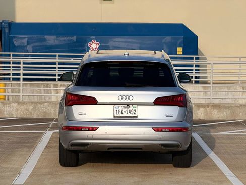 Used 2018 Audi Q5 2.0T Premium Plus w/ Premium Plus Package AWD/4WD image 6