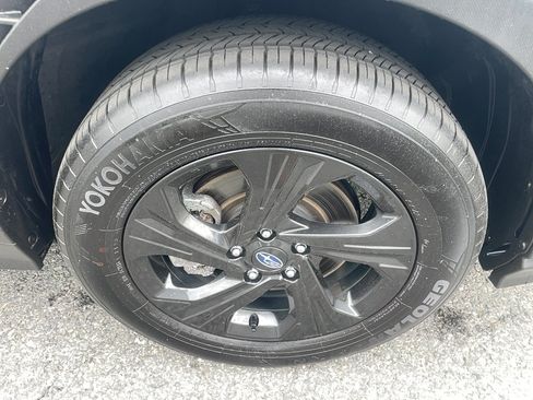 Used 2024 Subaru Crosstrek 2.0i AWD/4WD image 5