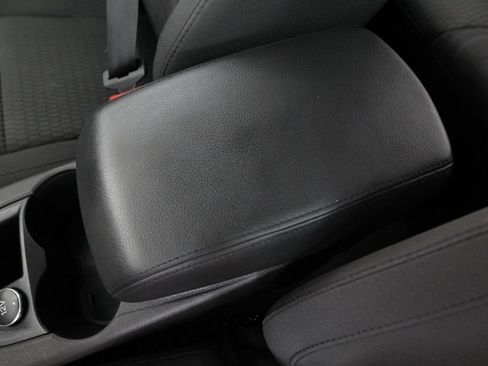 Used 2012 Ford Focus SEL FWD image 31