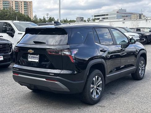 New 2026 Chevrolet Equinox LT w/ Safety and Technology Package FWD image 2