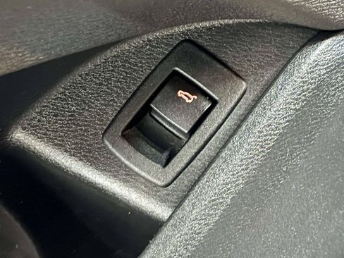 Used 2017 BMW X1 xDrive28i AWD/4WD image 17