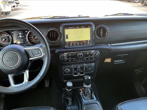 Used 2023 Jeep Gladiator Overland image 6