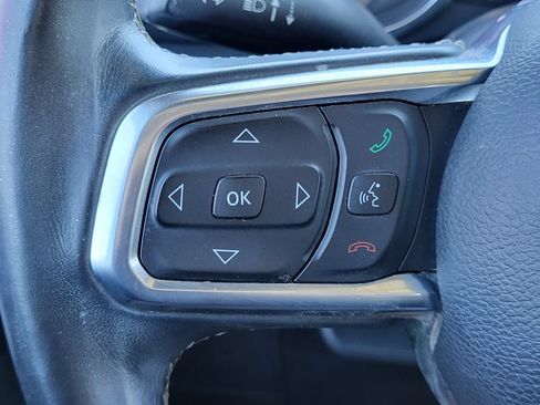 Used 2018 Jeep Wrangler Unlimited Sahara AWD/4WD image 14