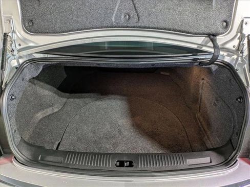 Used 2010 Cadillac CTS Luxury image 7